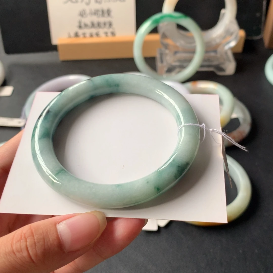 翡翠未镶嵌手镯17号57-9-9.6