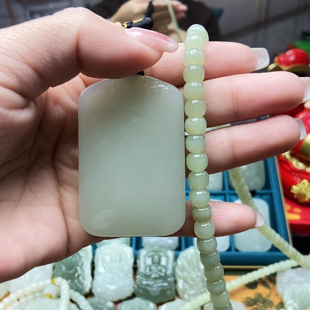 和田玉颈饰未镶嵌劲****区