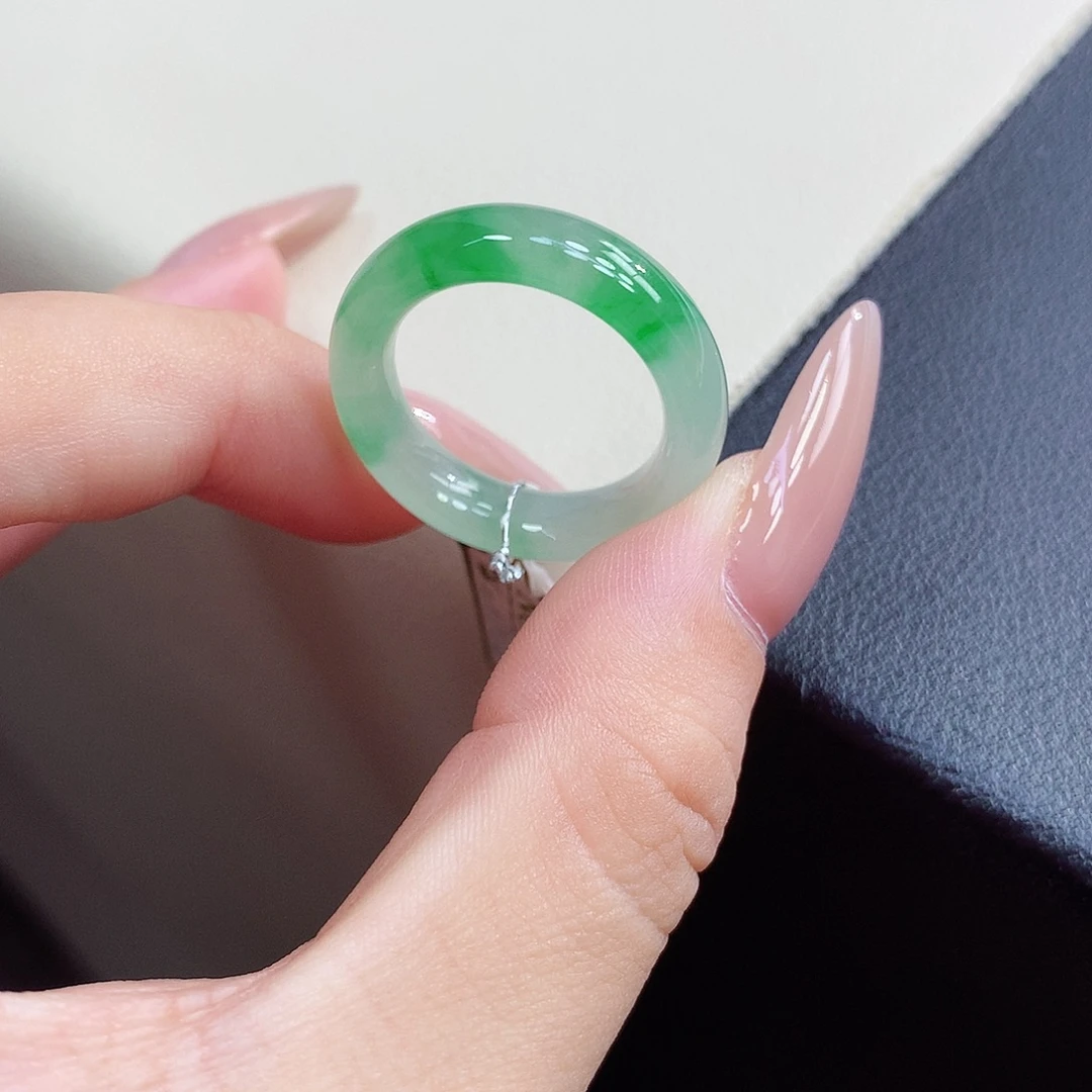 翡翠未镶嵌戒指17号