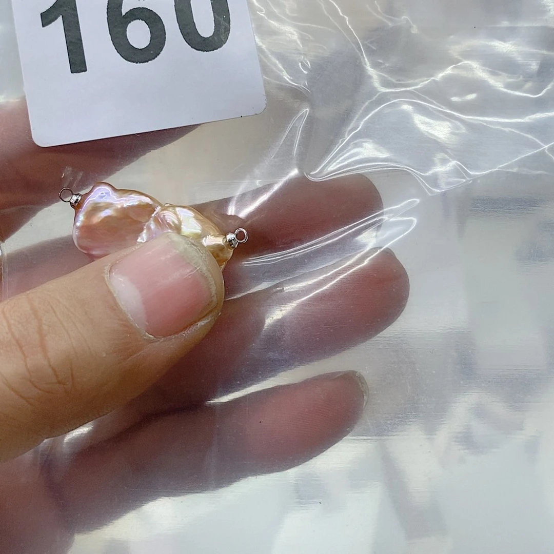 淡水珍珠颈饰合金