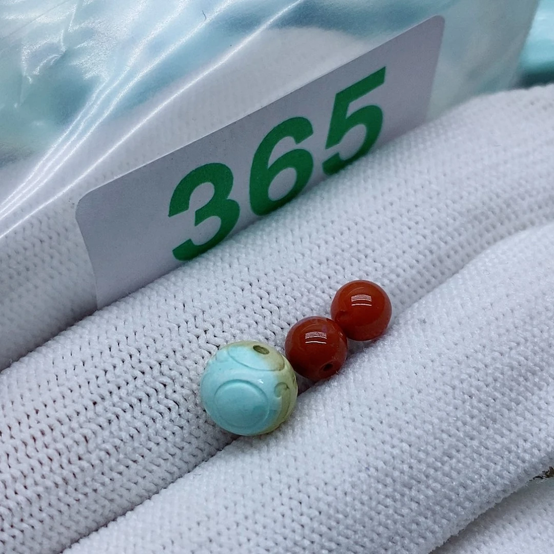 南红玛瑙未镶嵌珠宝奇石