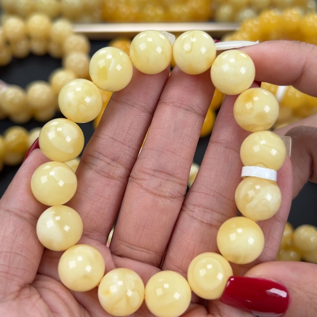 琥珀未镶嵌手链21.1克