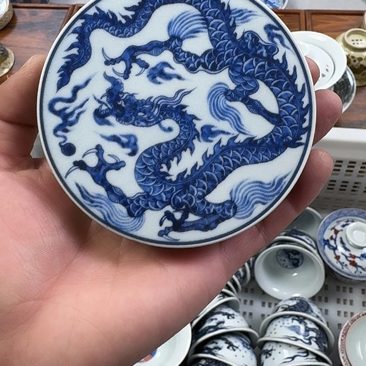 瓷片青花铠甲龙盖置