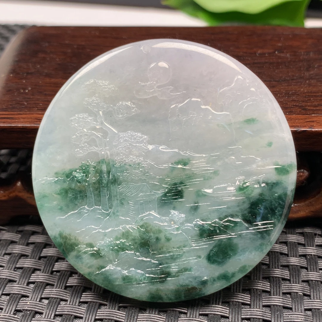 天然缅甸翡翠A货山水牌吊坠冰糯种飘花圆形大山水挂件挂坠冰透
