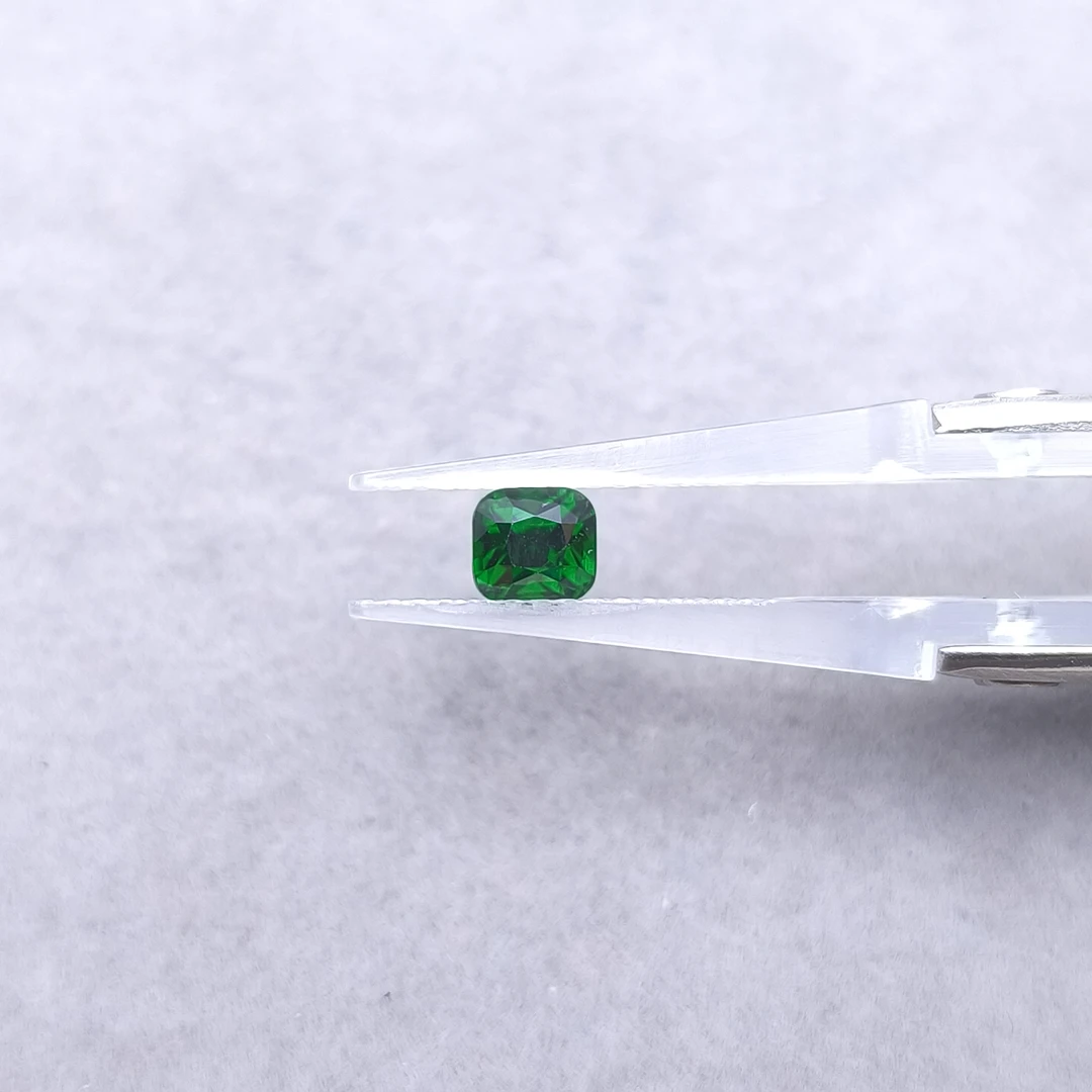 TVSvvF 沙弗莱石-1.09ct(01054000)0422