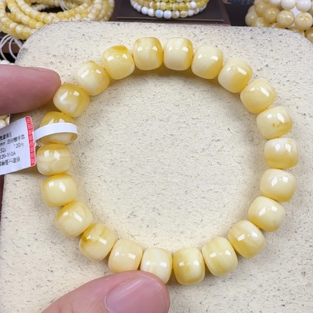 未镶嵌琥珀手链M****）