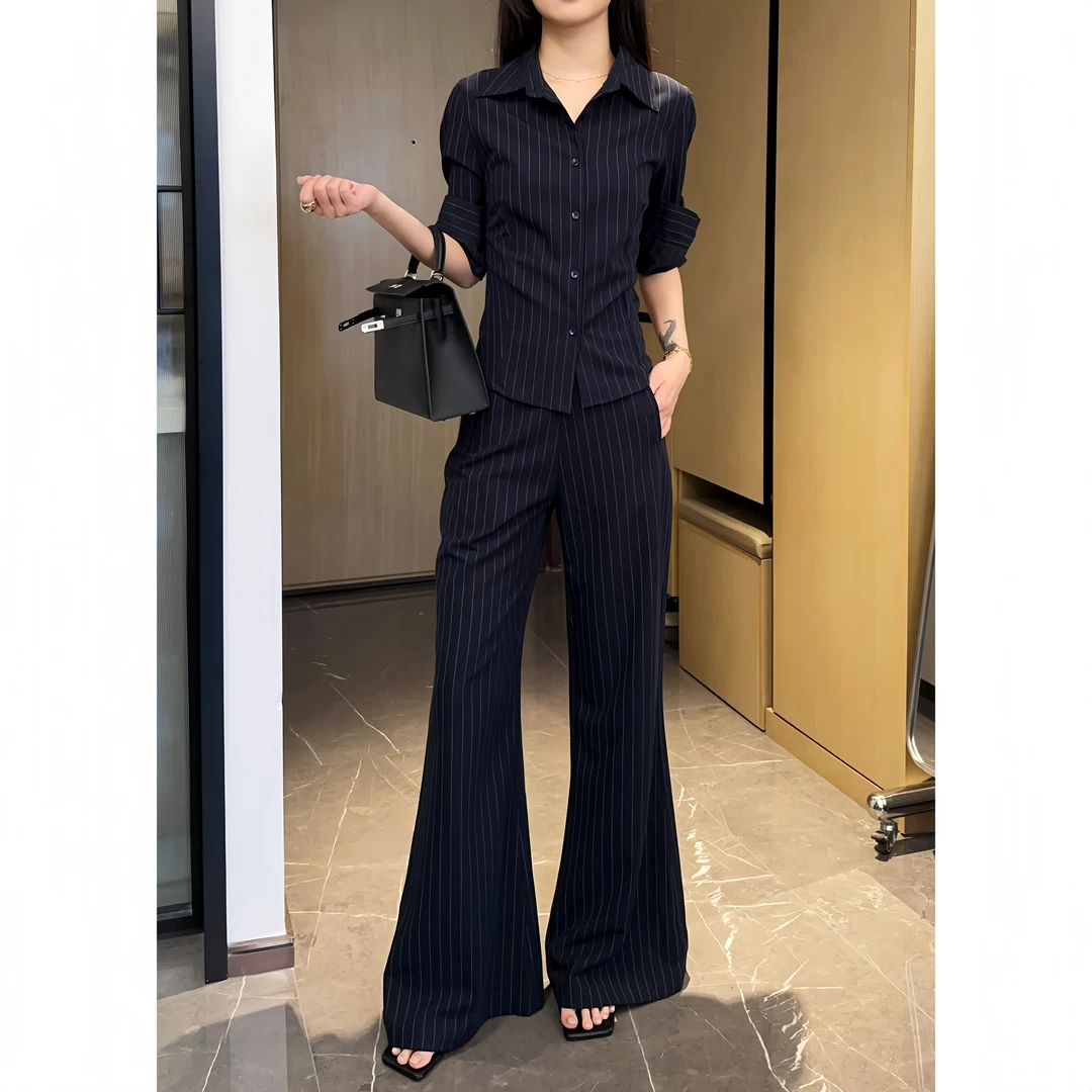 2025新款时尚套装女藏蓝色条纹收腰御姐衬衫高级感喇叭裤两件套