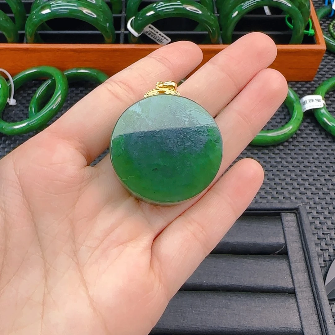 颈饰未镶嵌和田玉碧玉圆无事牌吊坠