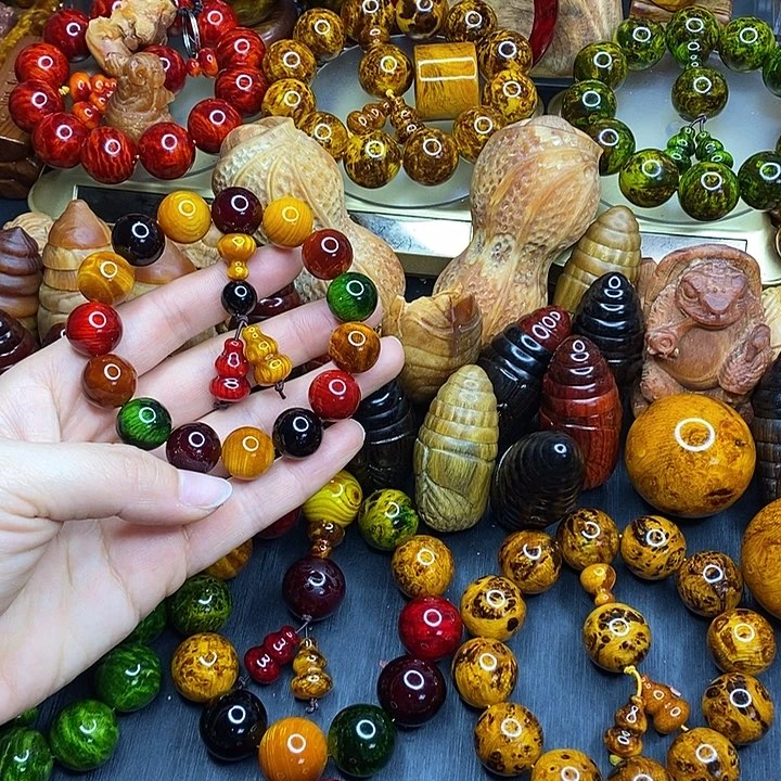 松木琥珀木文玩手串