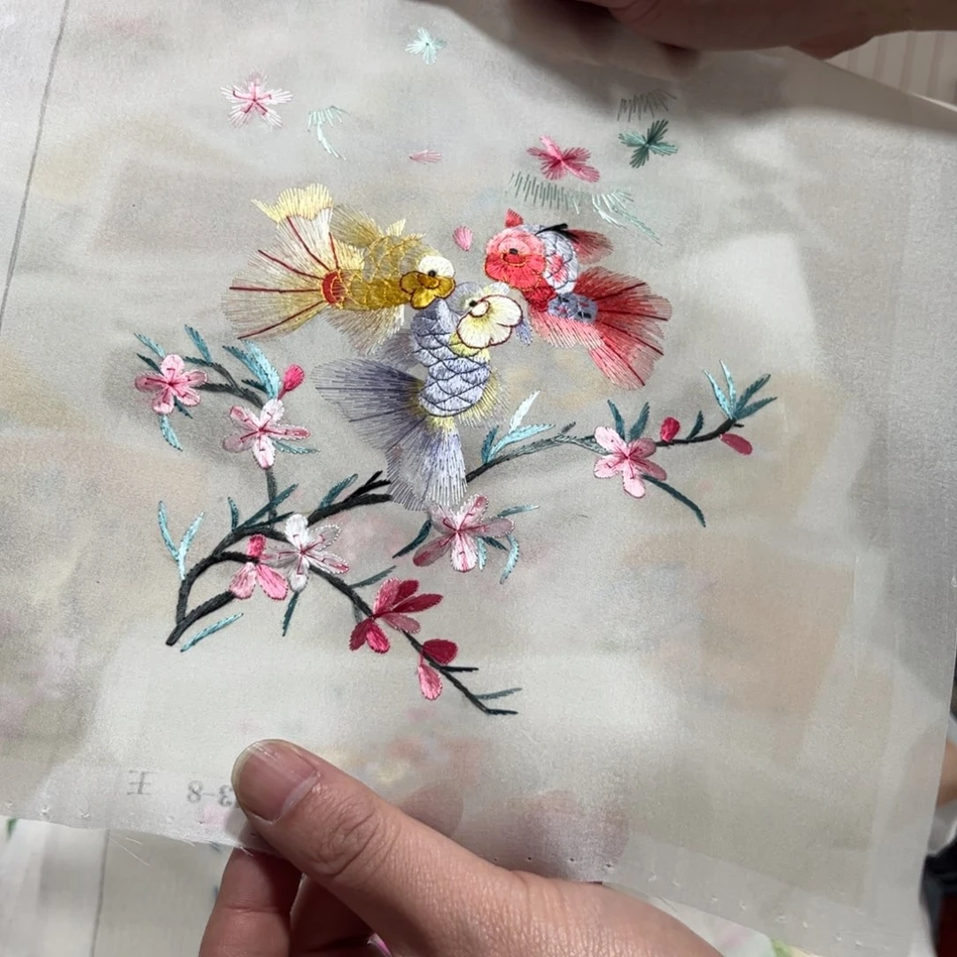 织绣纯手工刺绣陆老师