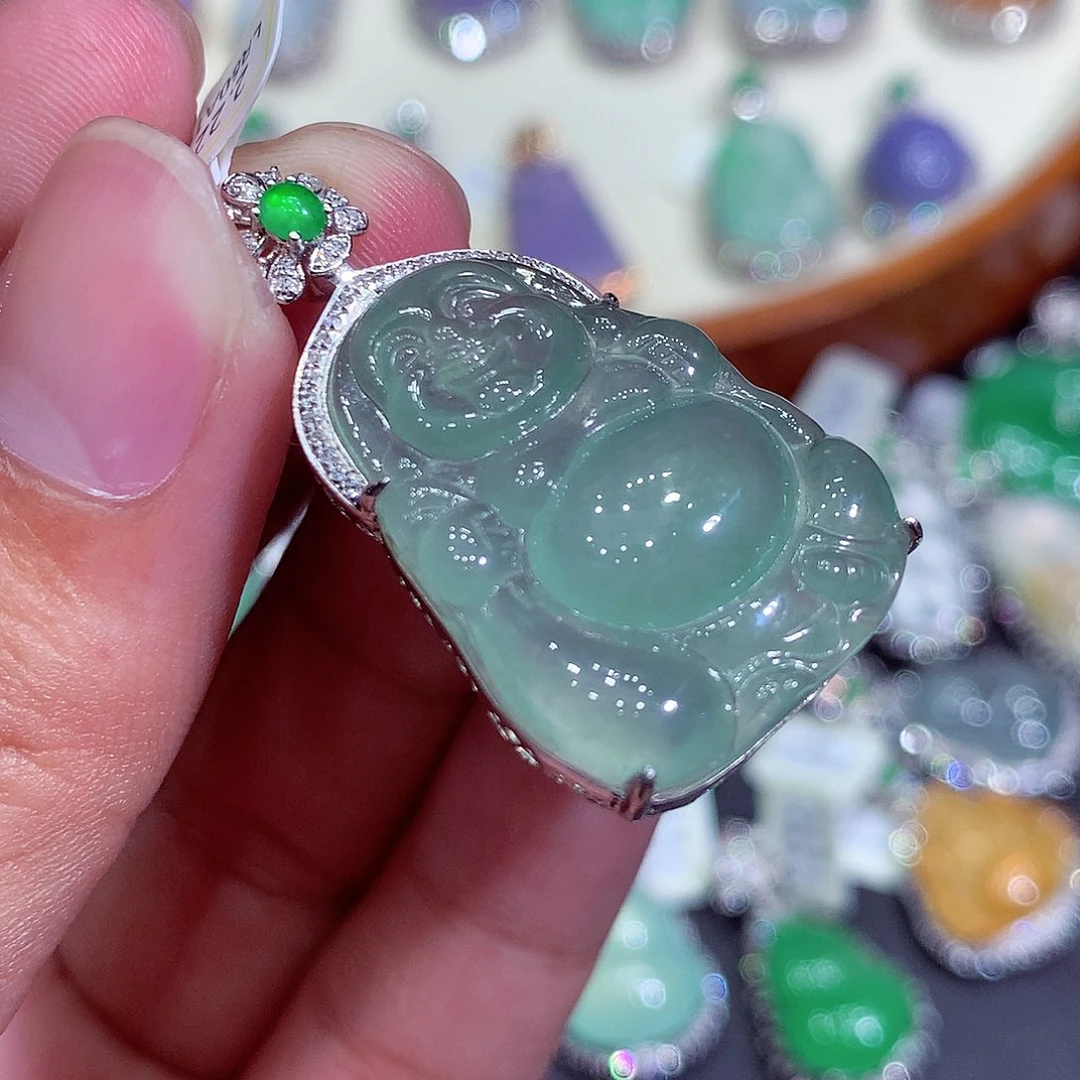 翡翠吊坠(不含链)18K金镶嵌