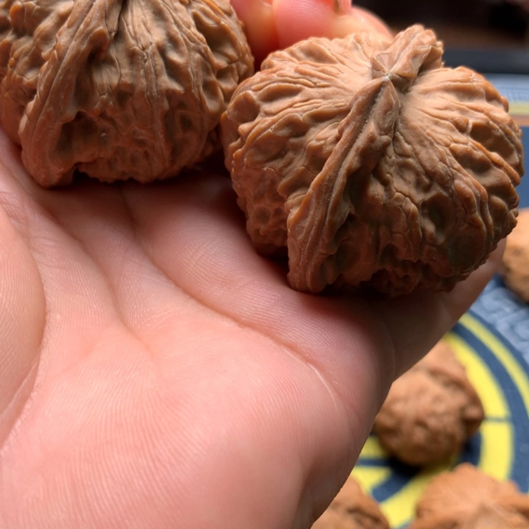 【闪购商品】把件文玩核桃三角白42
