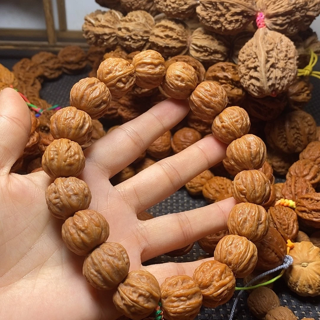 手串文玩核桃野生树王八棱手持