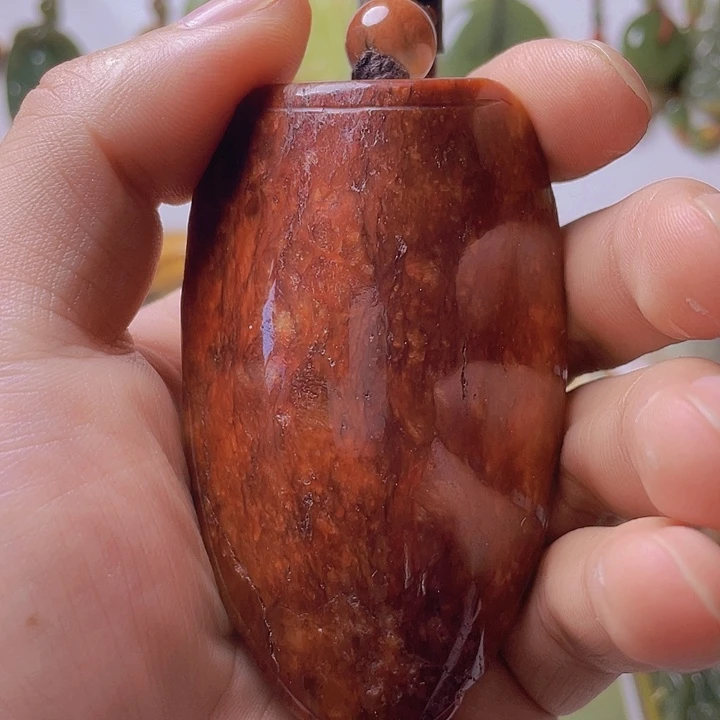 未镶嵌岫岩河磨玉（透闪石质玉）把件