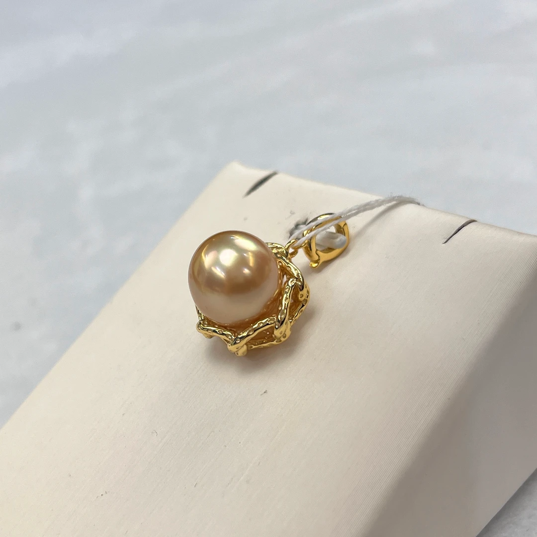 海水金珠 P1058  设计款吊坠 11-12mm   s925 经典金色时尚