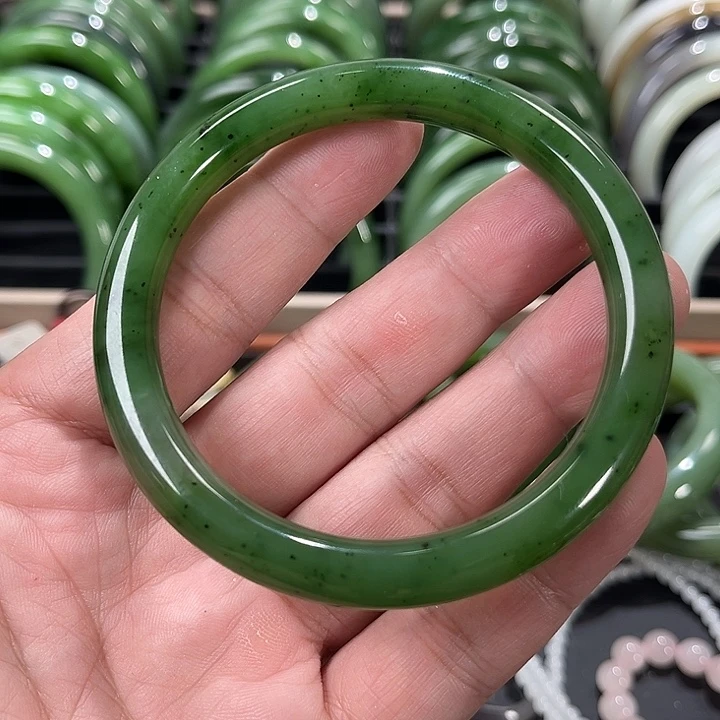 和田玉未镶嵌手镯60.4～1