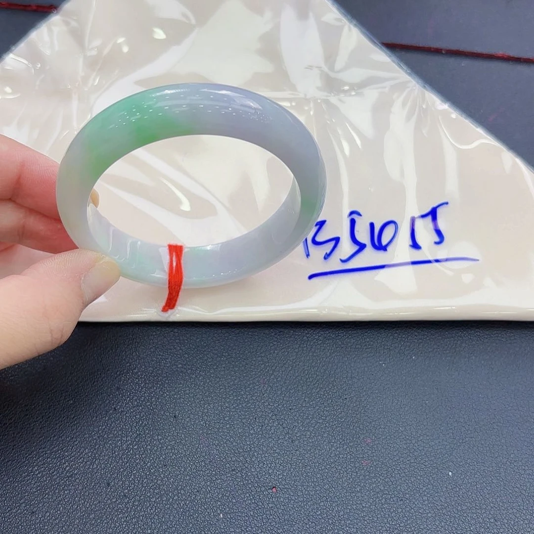 翡翠手镯未镶嵌手镯54