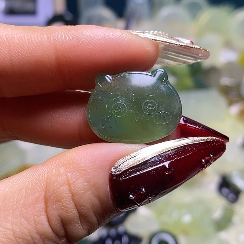 【闪购商品】蛇纹石玉颈饰未镶嵌