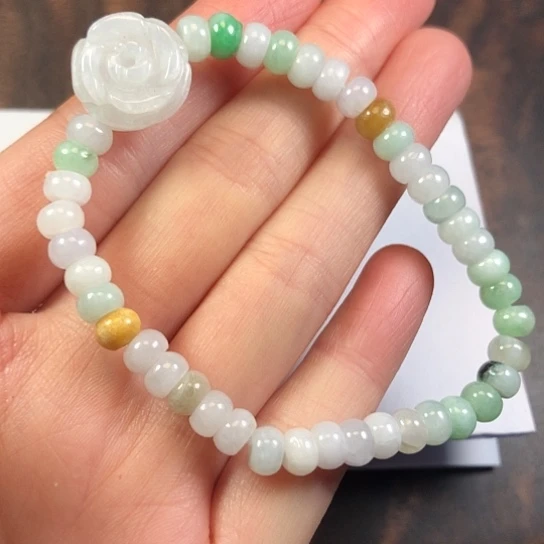 翡翠未镶嵌颈饰缅甸A货，每天下午1点半开播