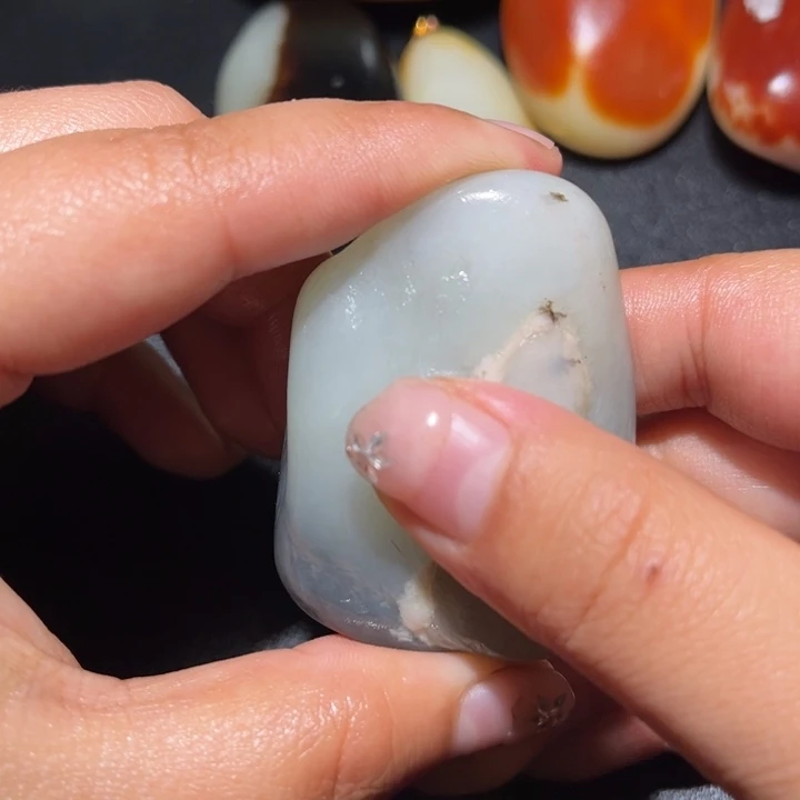 和田玉未镶嵌珠宝奇石