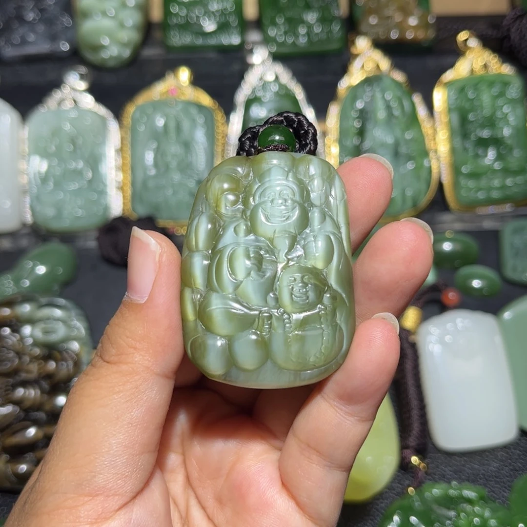 和田玉未镶嵌颈饰