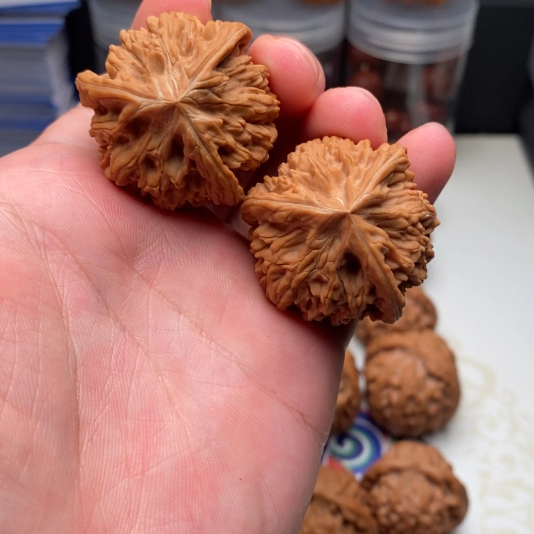 文玩核桃把件38御龙三棱