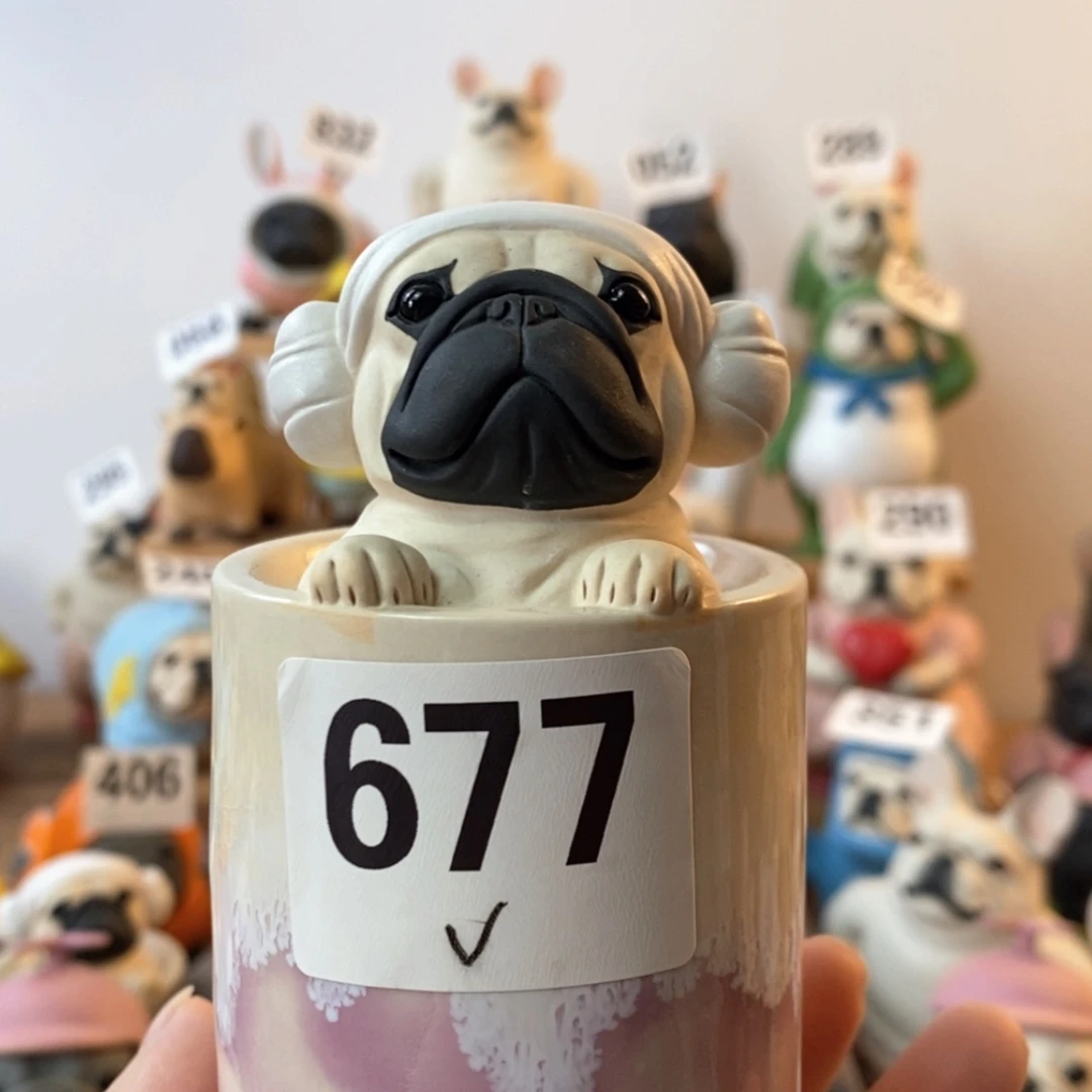 【闪购商品】陶瓷法斗摆件水杯微677