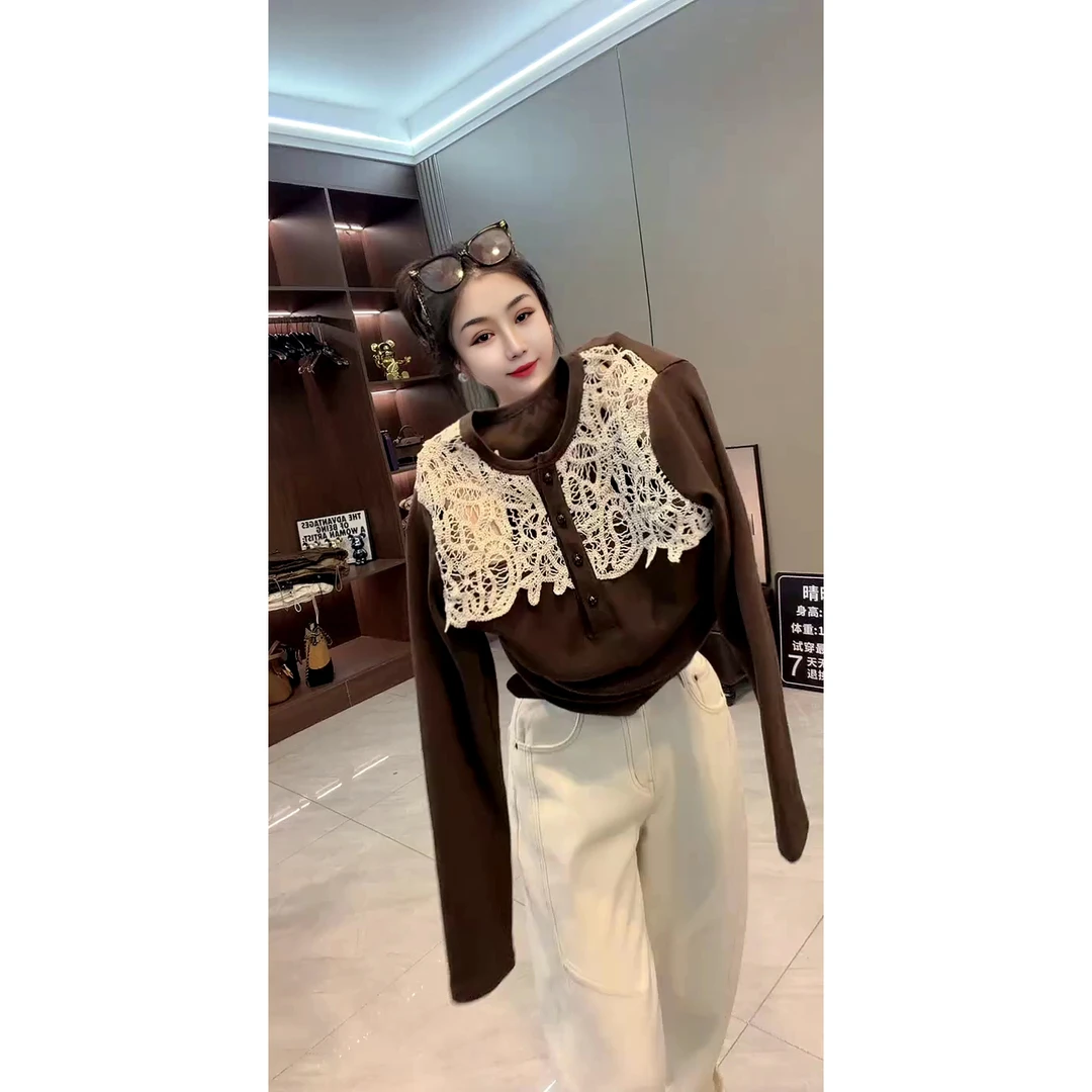 前面镂空蕾丝花拼接圆领长袖T恤韩版时尚休闲上衣