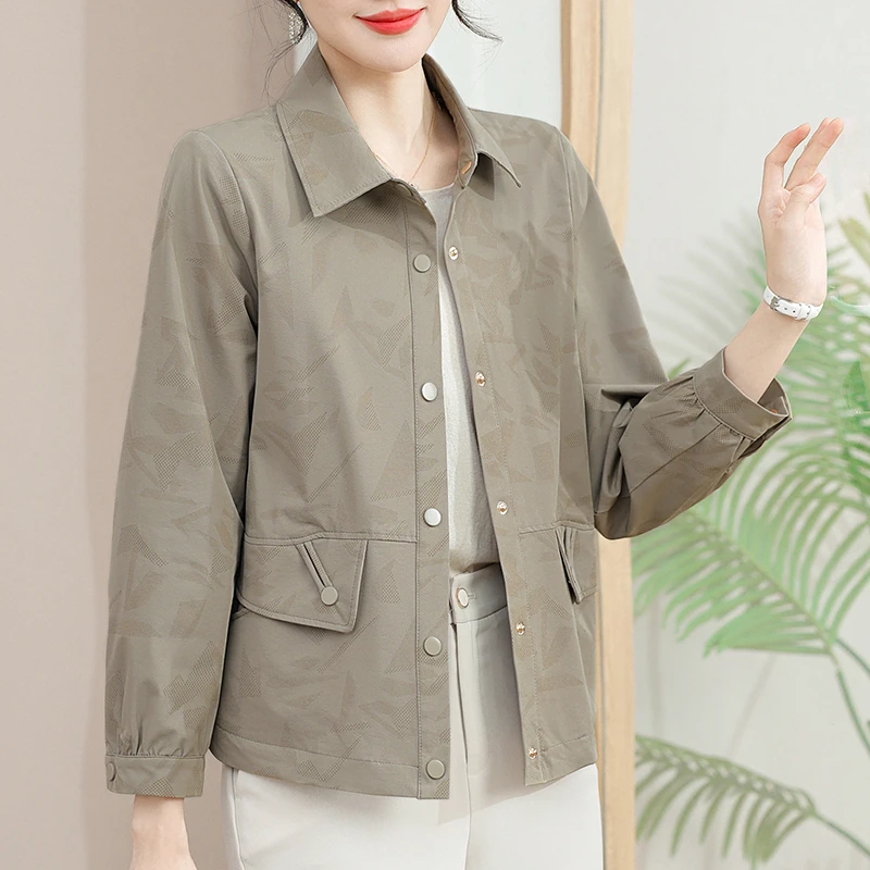 妈妈春装翻领短款外套洋气中年衬衫中老年女装春秋休闲夹克上衣服