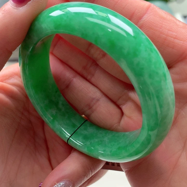 翡翠未镶嵌手镯天然翡翠手镯