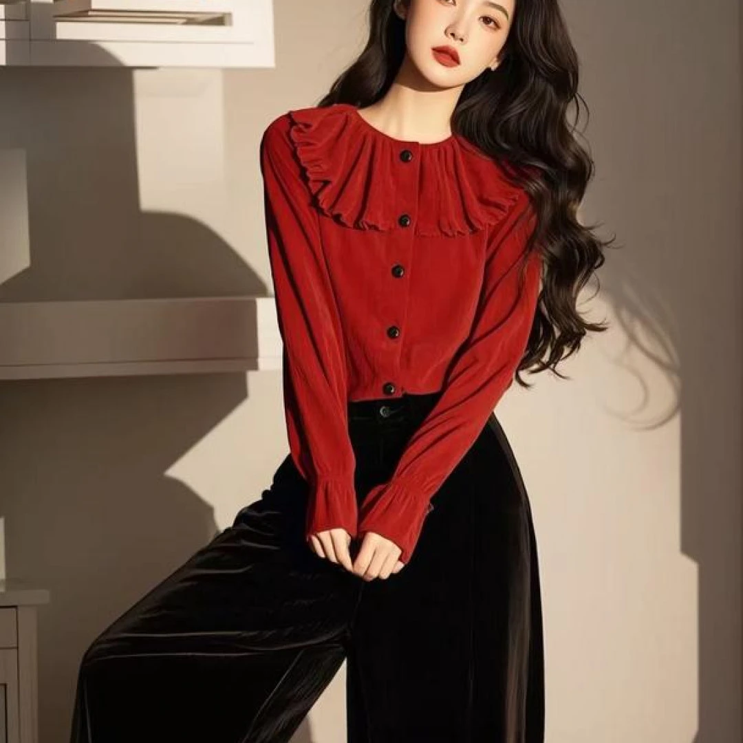 2025秋冬新款超好看红色圆领荷叶边灯芯绒衬衫休闲长裤时尚套装女