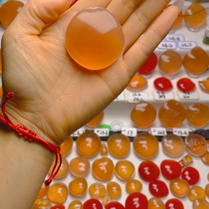 雪***碧桃木保质保真青鱼石吊坠