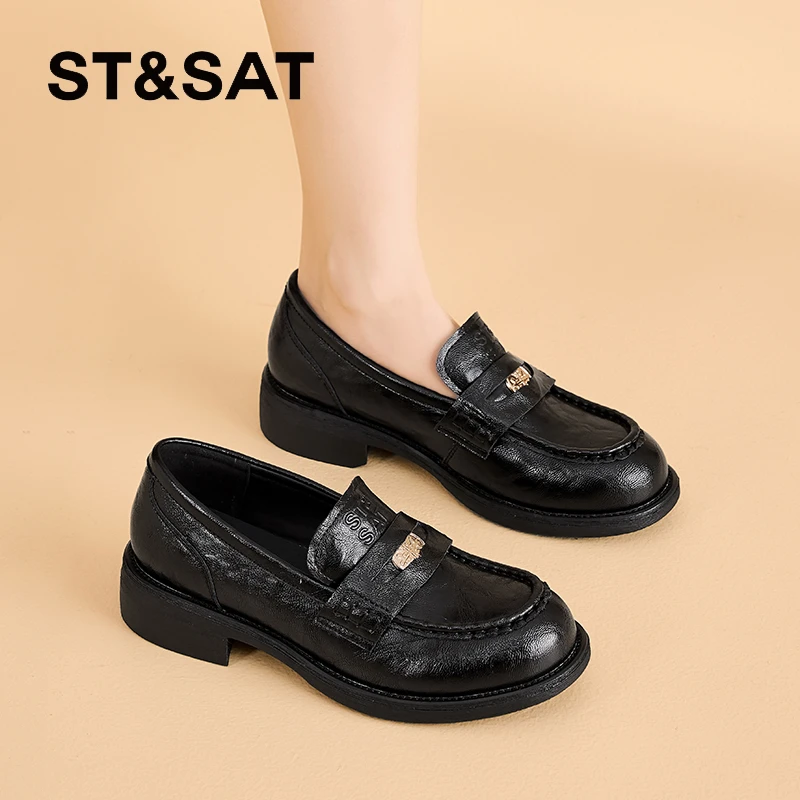 星期六乐福鞋女2025春季新款女鞋女款爆款平底英伦百搭黑色小皮鞋