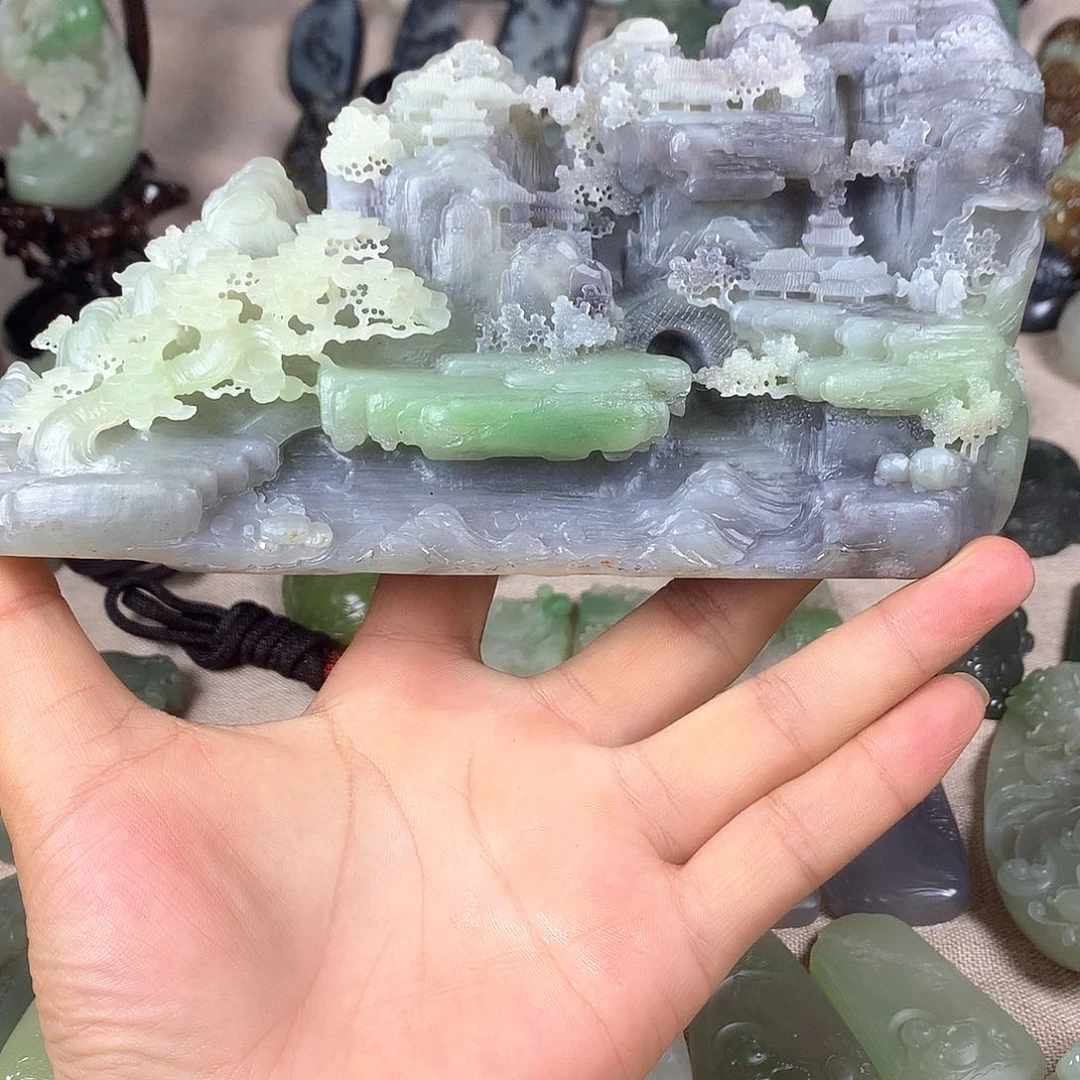 颈饰未镶嵌和田玉