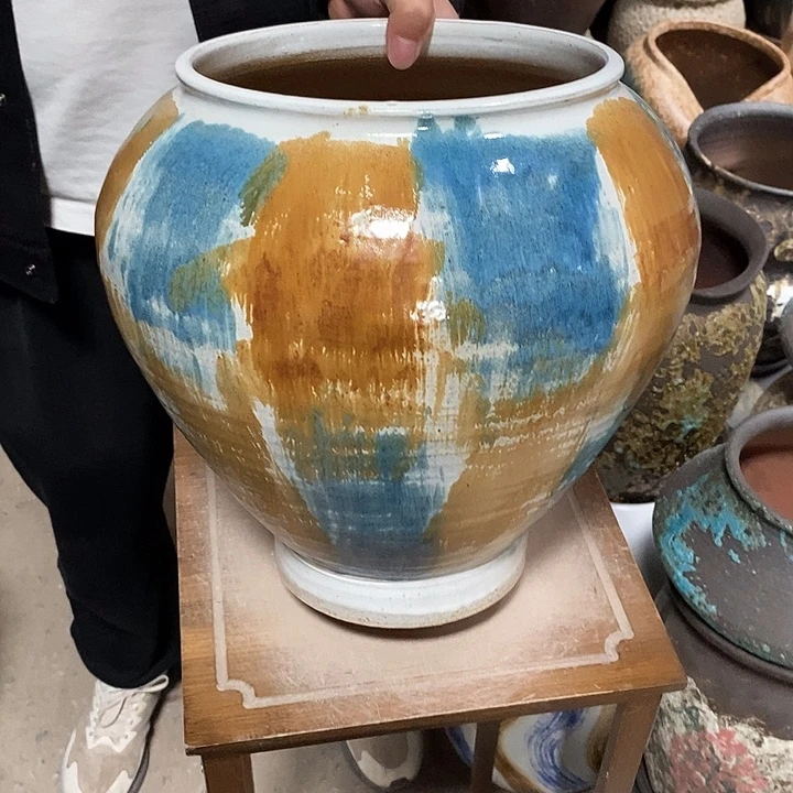 紫砂花盆口23高度32蓝油画…？