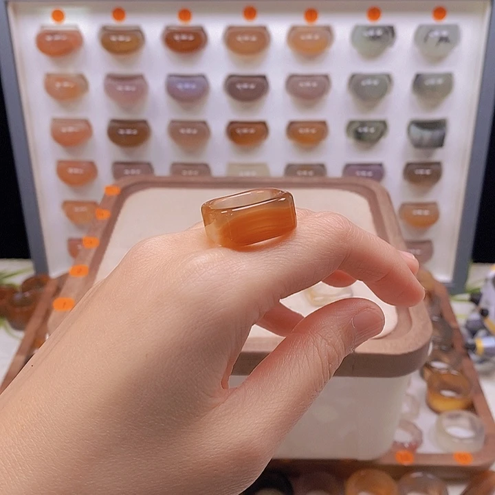 澄***宿玛瑙/玉髓未镶嵌戒指港14