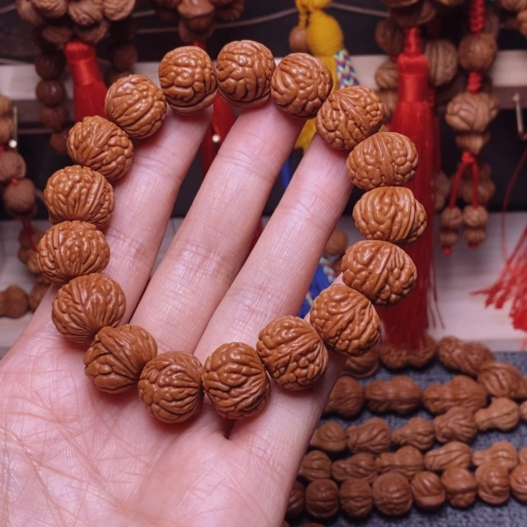 桃核吊坠桃枭手串