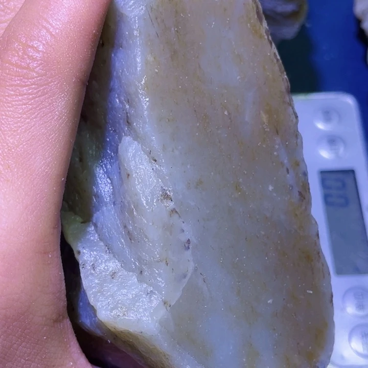 和田玉（糖玉）未镶嵌珠宝半成品