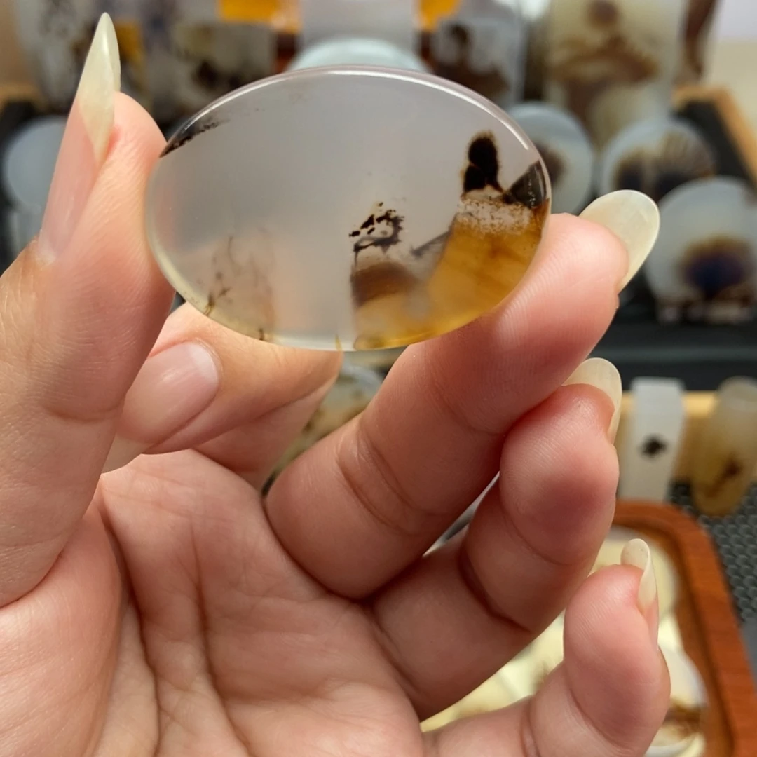 玛瑙/玉髓未镶嵌颈饰
