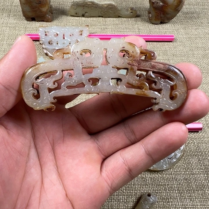 和田玉未镶嵌挂件