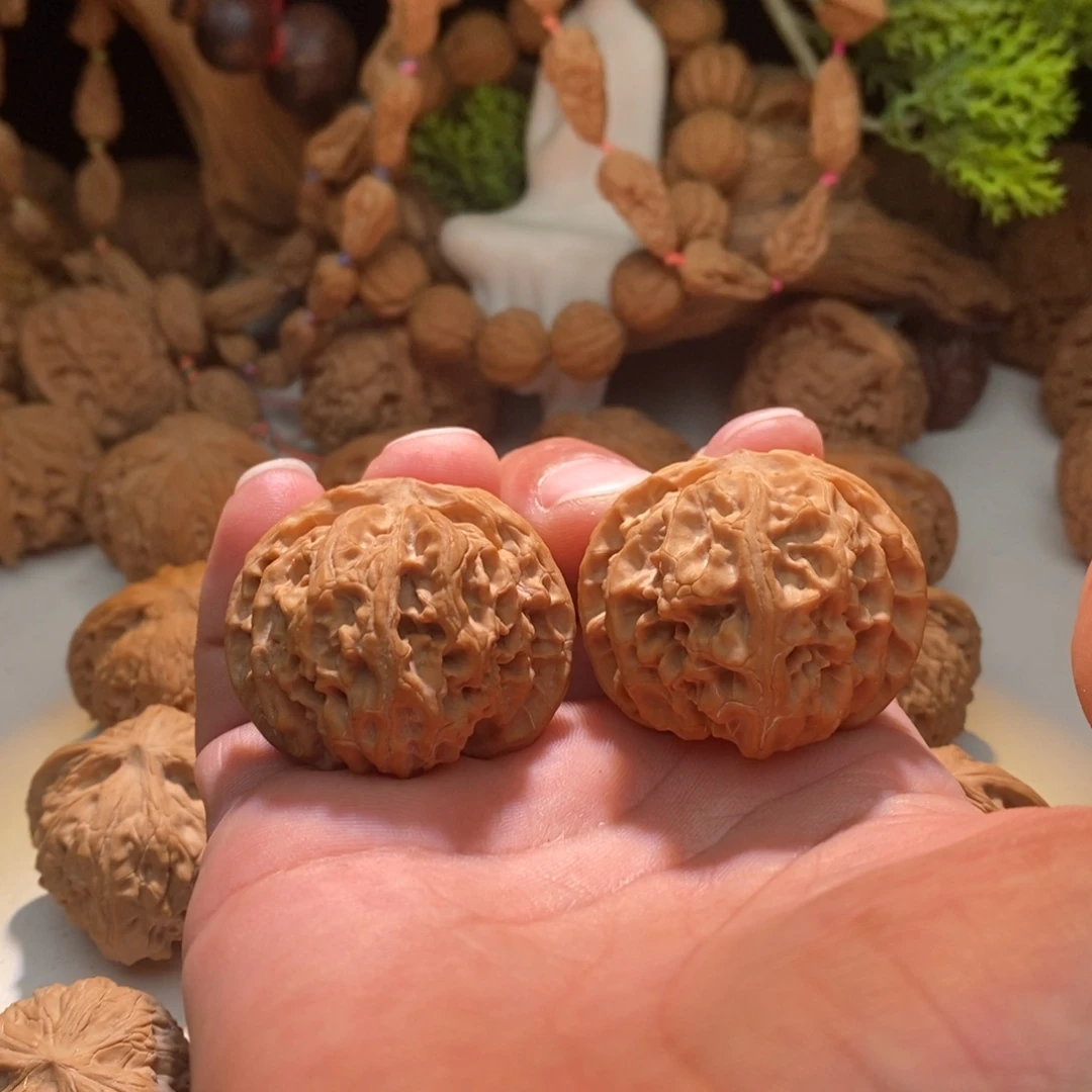 吊坠文玩核桃苹果园42