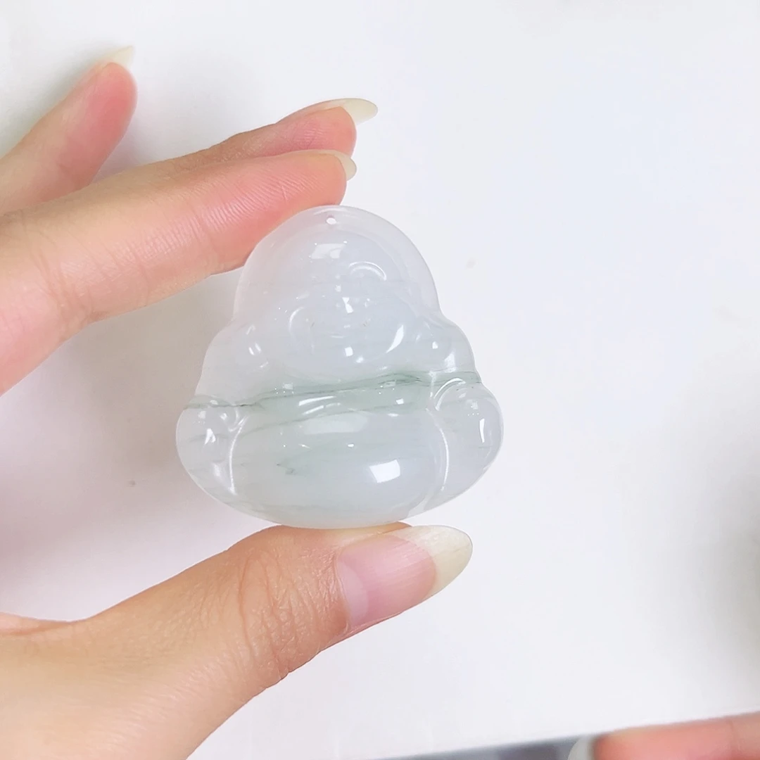 石英质玉未镶嵌颈饰佛公