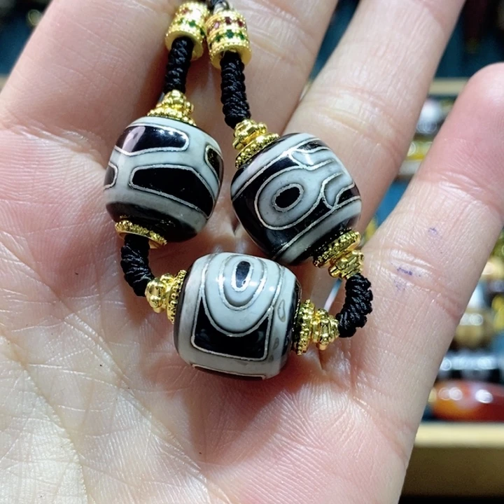 玛瑙/玉髓颈饰合金