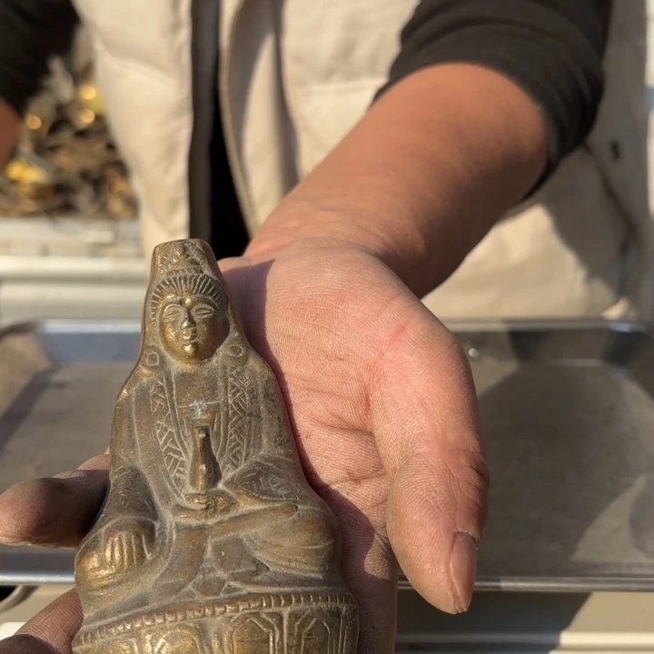 752 铜器物品理性消费