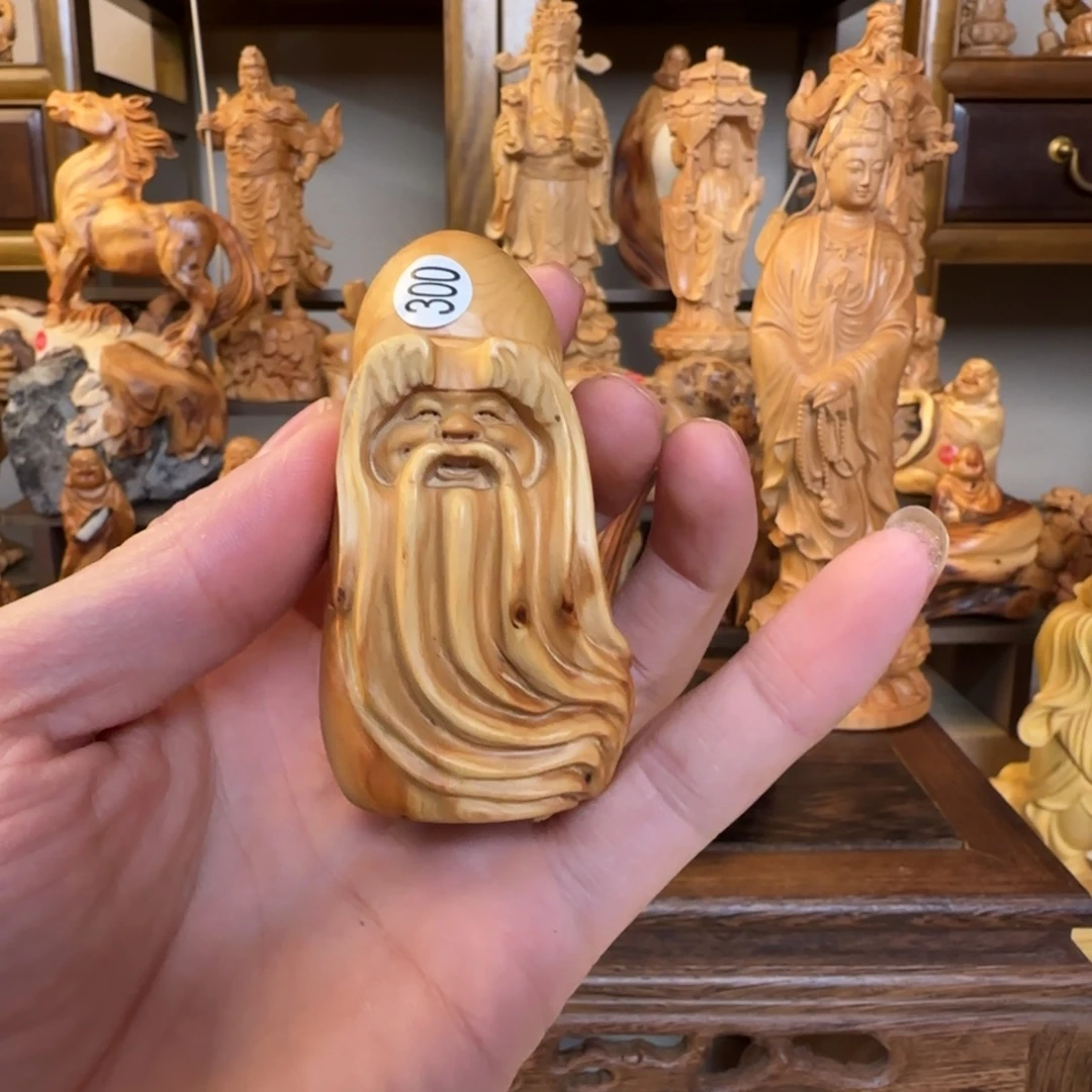 崖柏小木匠艺雕一物一拍