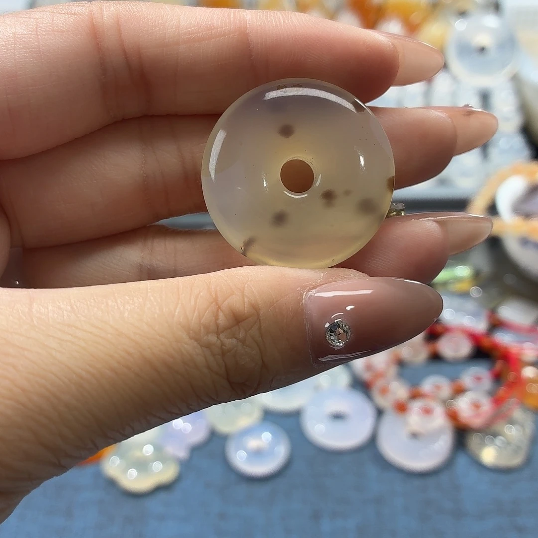 玛瑙/玉髓未镶嵌颈饰