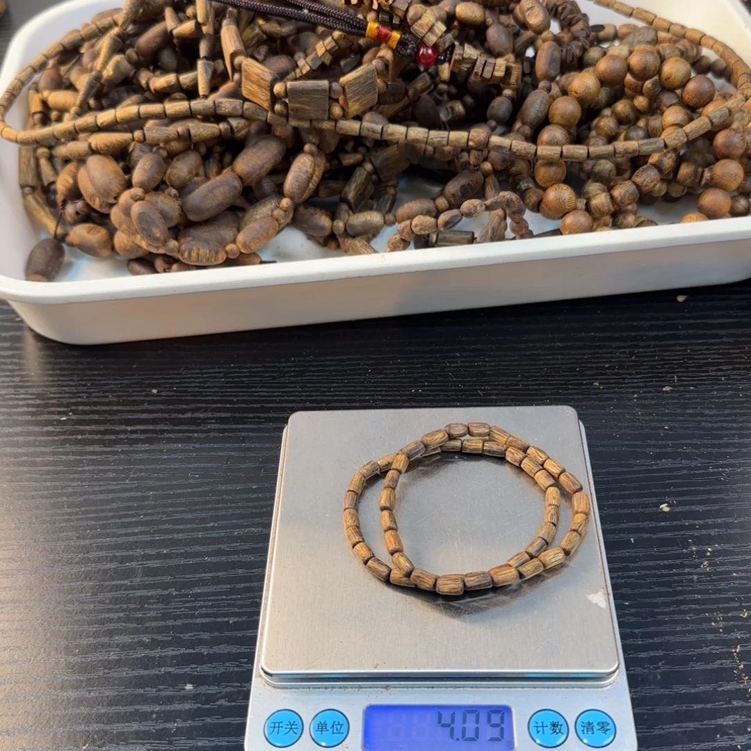 线香奇楠虫漏4.克白棋手串