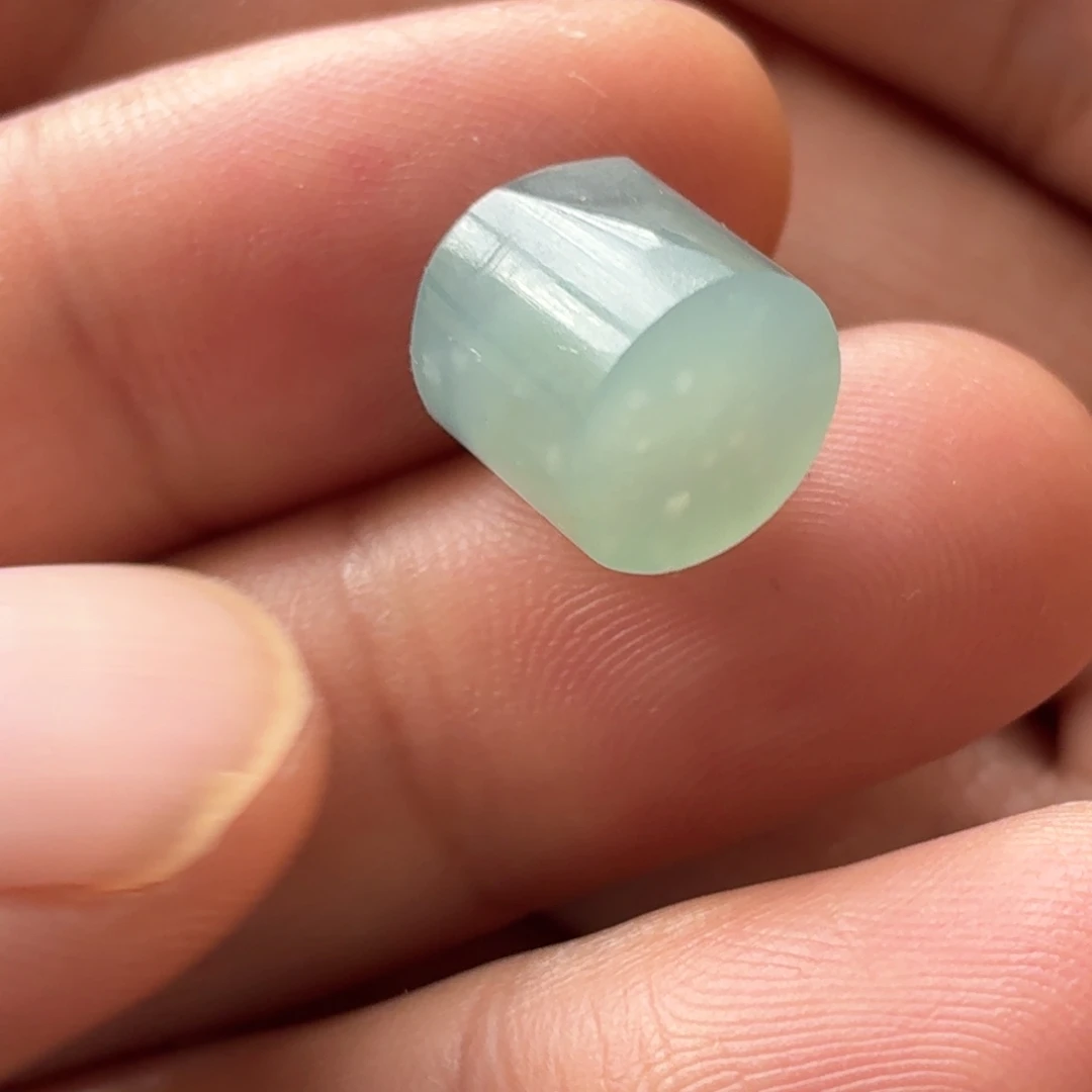 定制翡翠未镶嵌珠子