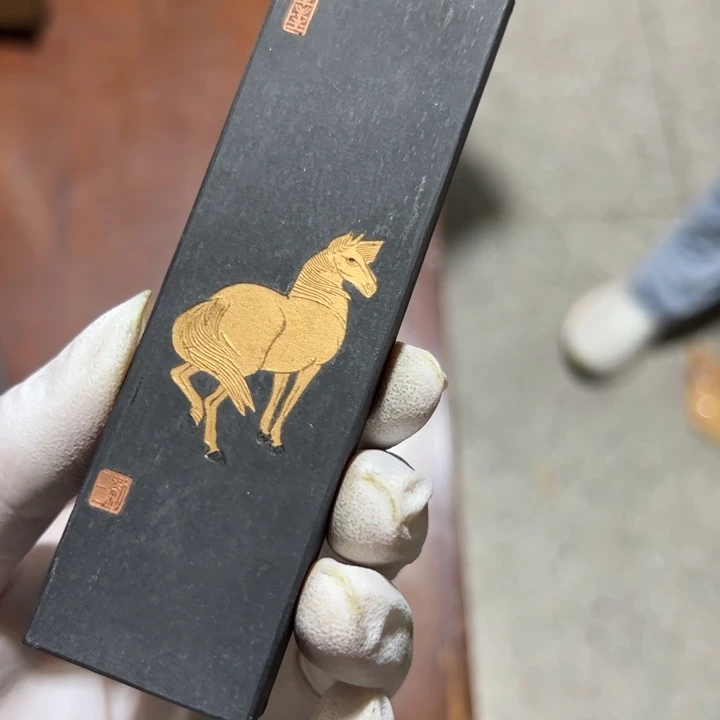 【闪购商品】80年代八骏一条