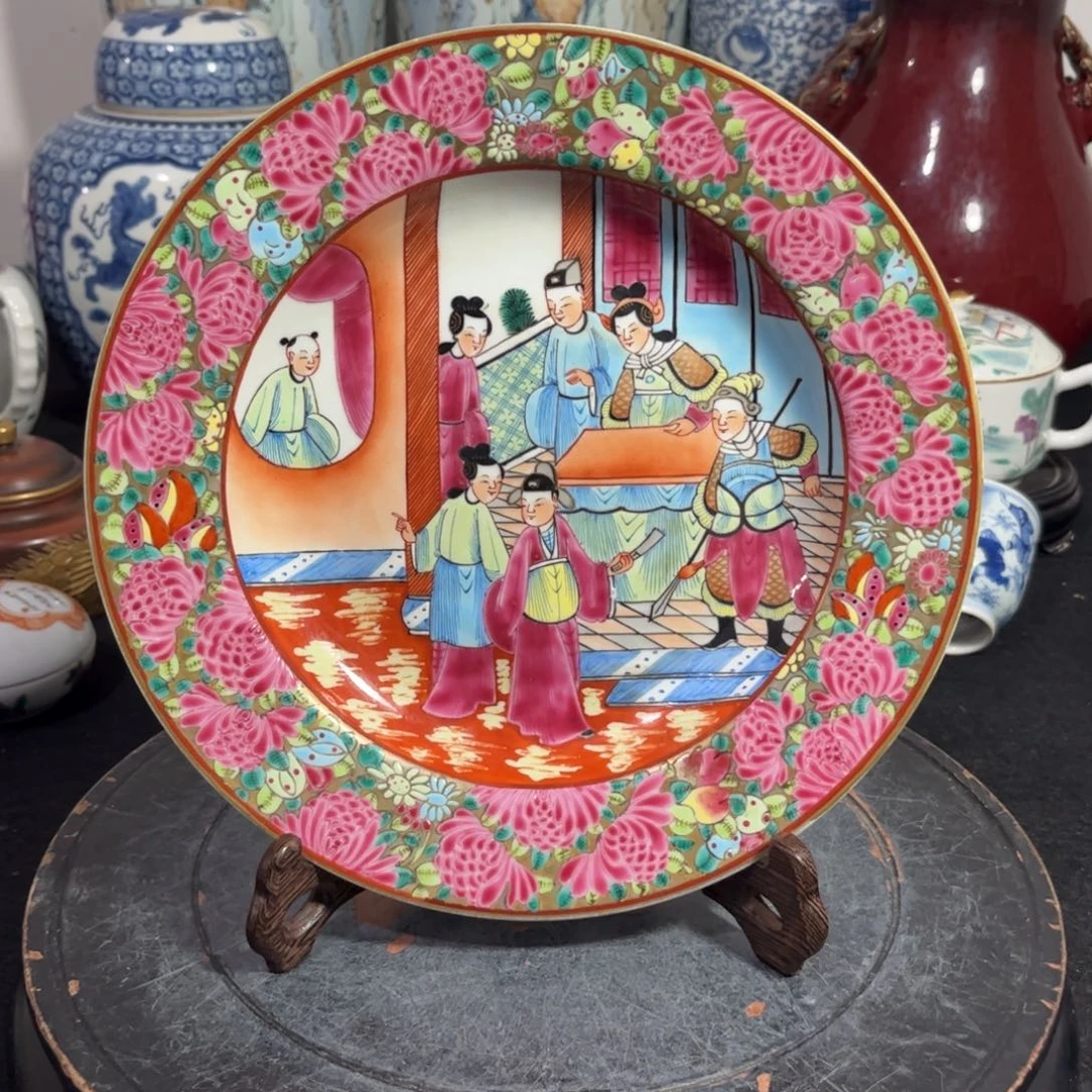 摆件广彩人物折沿盘